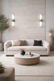 Murphy Classic Sofa Lola shell