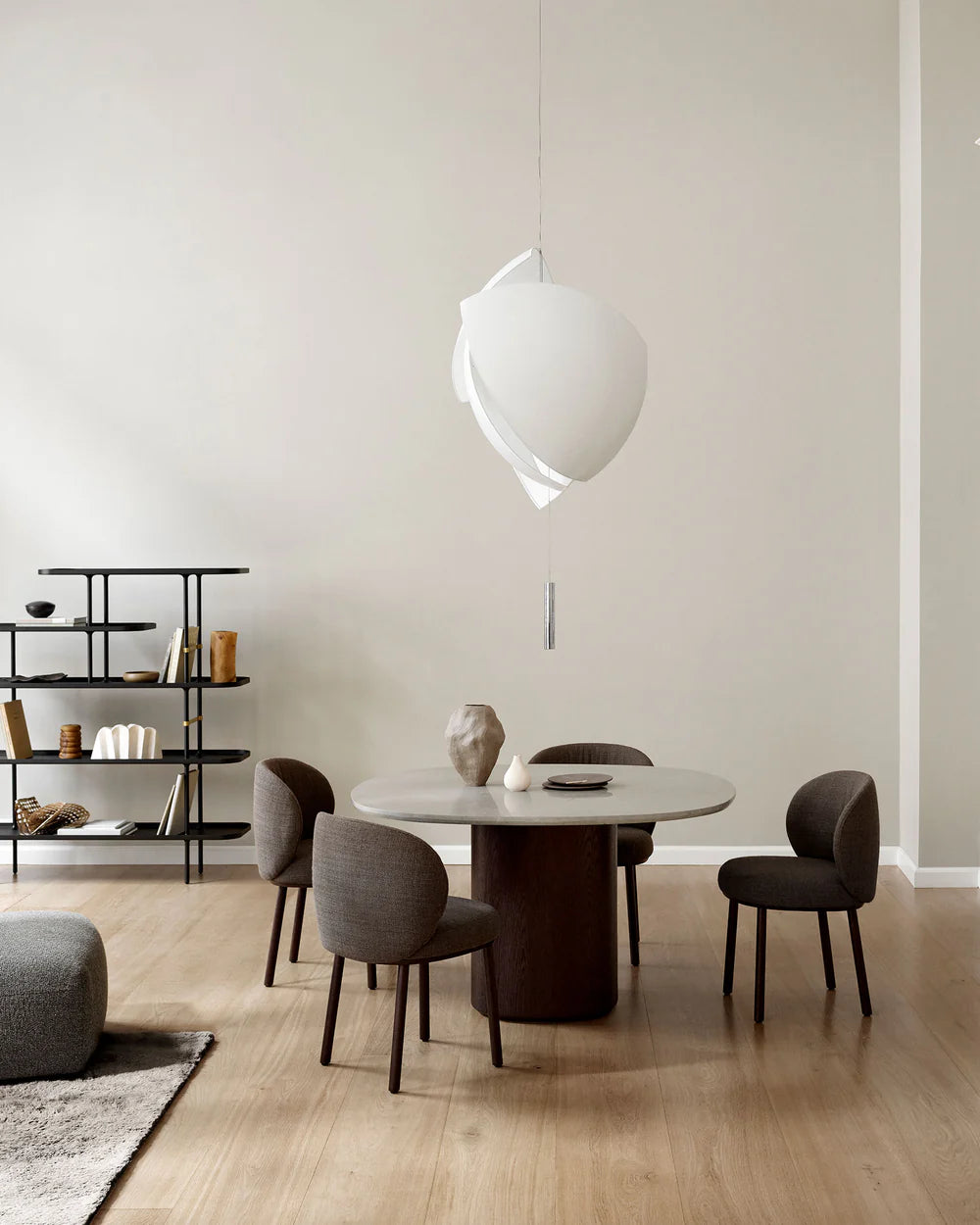 Ovata Dining Chair