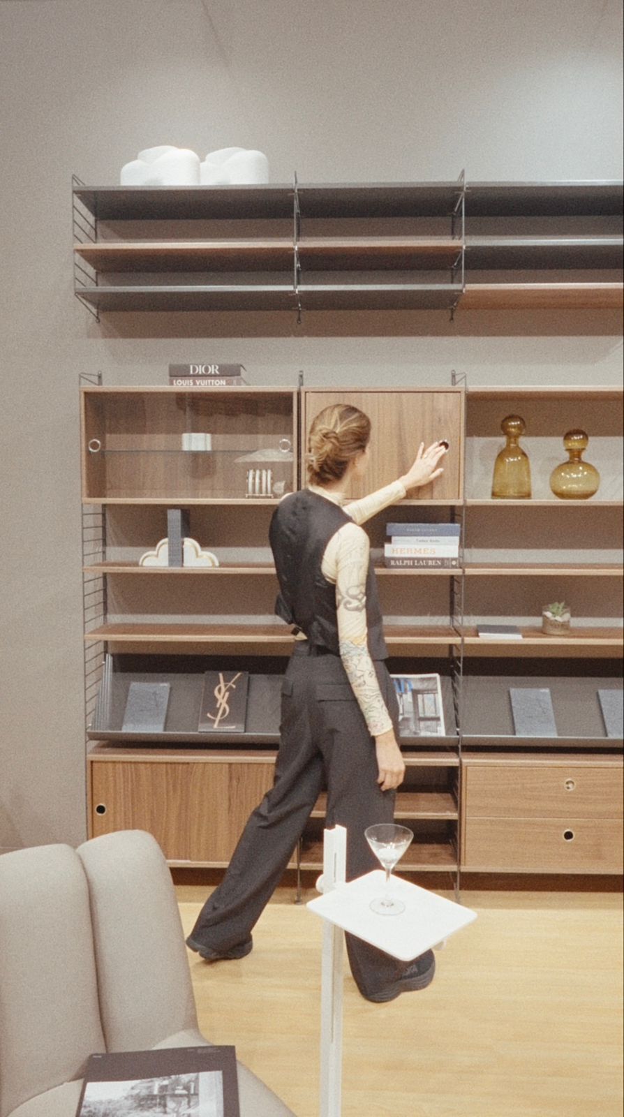 String System S 1, view 2